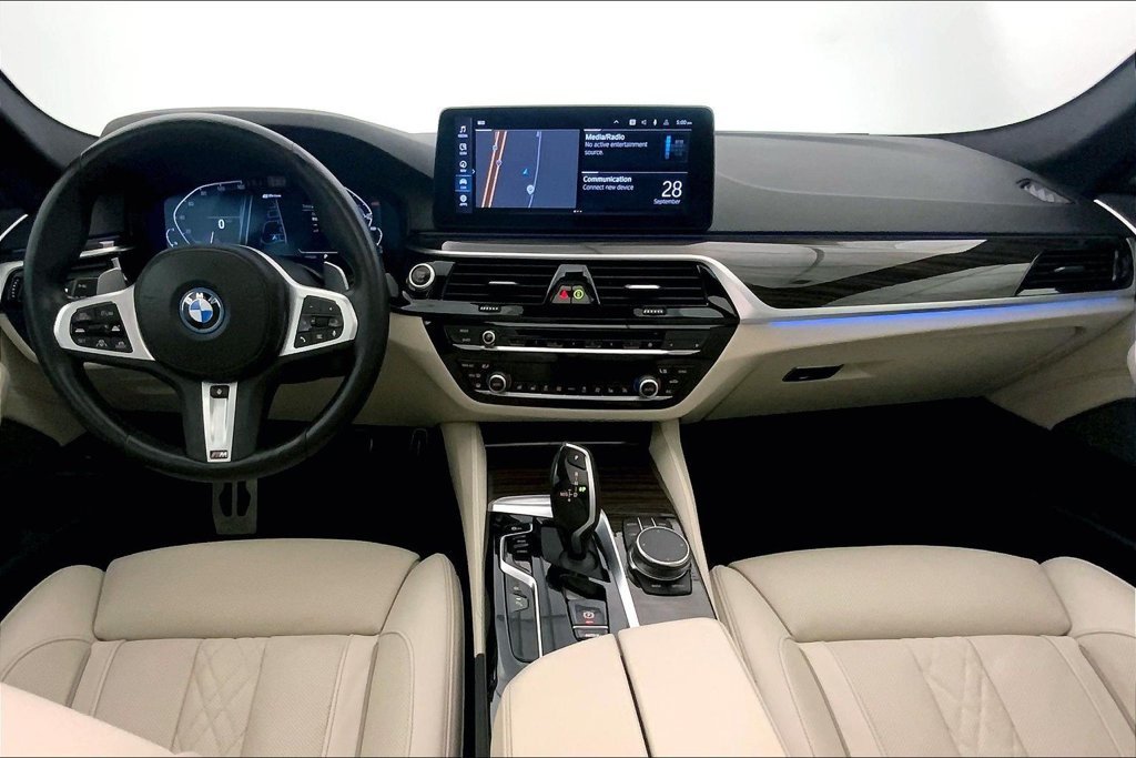 Certified Used 2023 Arctic Race Blue Metallic BMW  image 16
