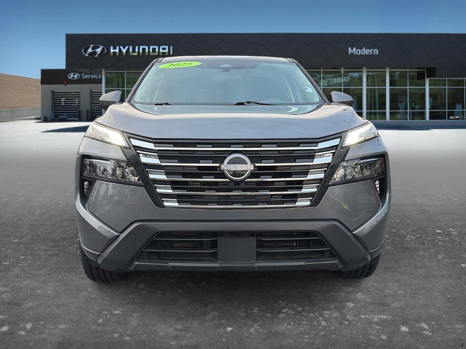 Used 2025 Gun Metallic Nissan SV image 2