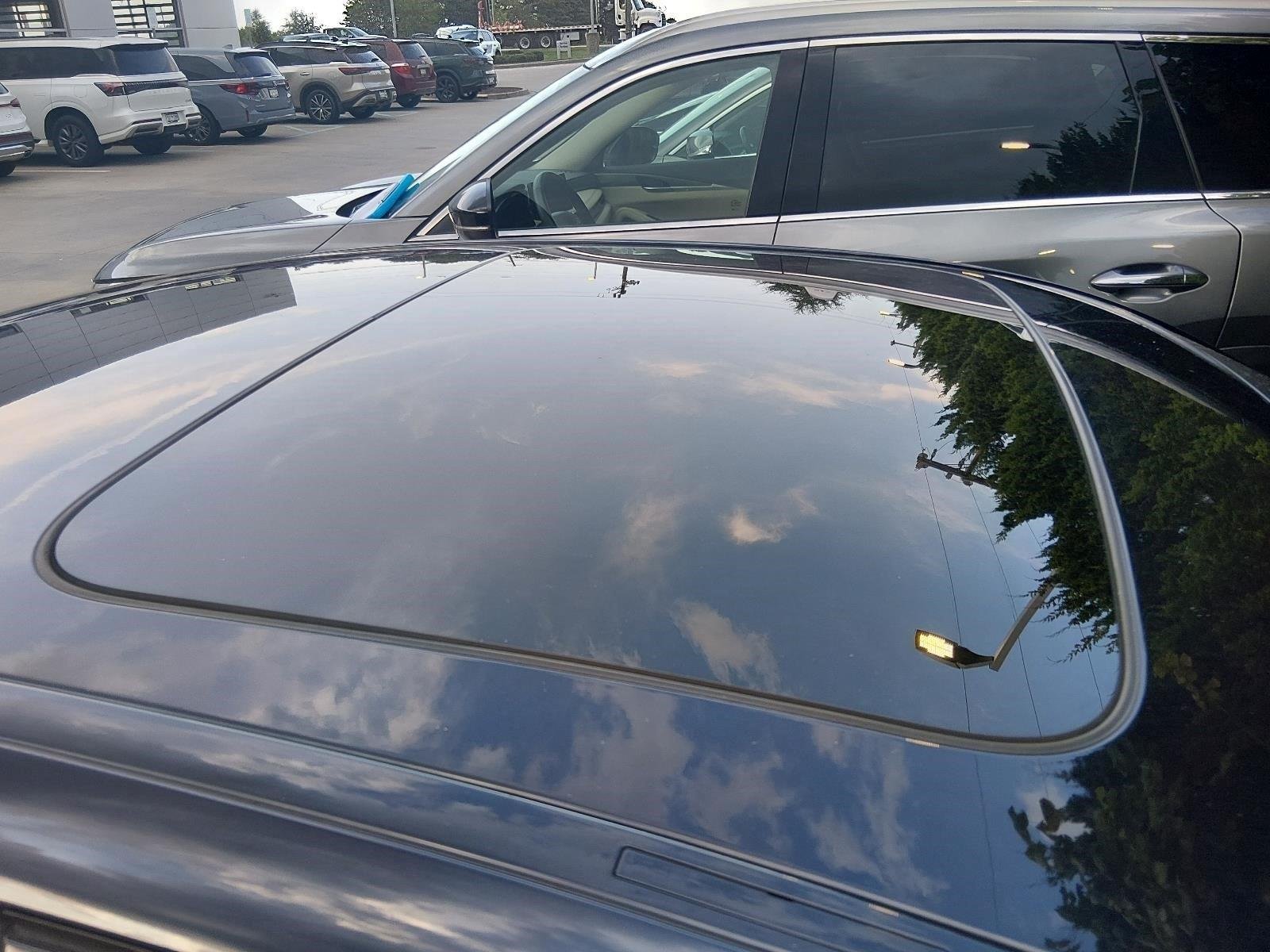 Used 2019 Carbon Black Metallic BMW 540i image 22