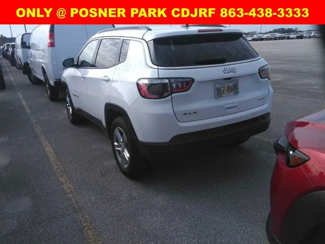 Used 2024 White Jeep Latitude image 13