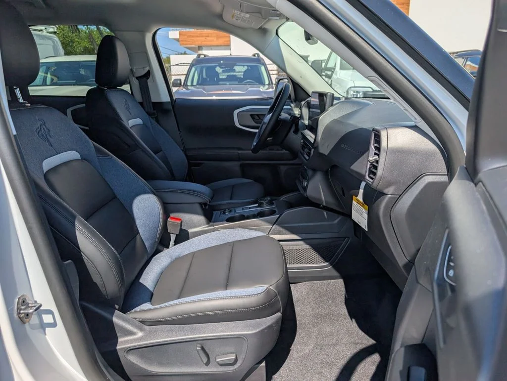 New 2026 Oxford White Ford Outer Banks® image 7