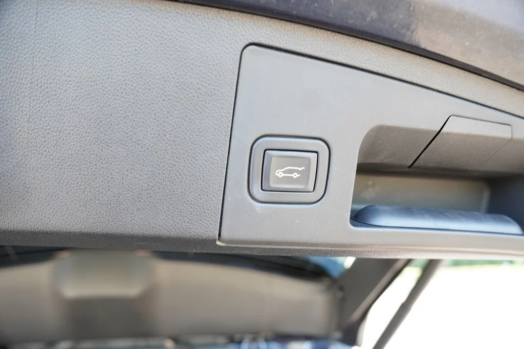 Used 2023 Gray Cadillac Premium Luxury image 23