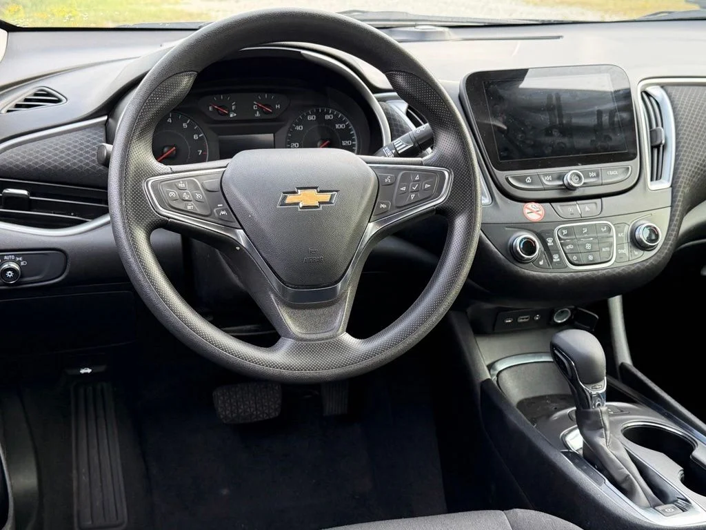 Used 2025 Black Chevrolet LT image 14