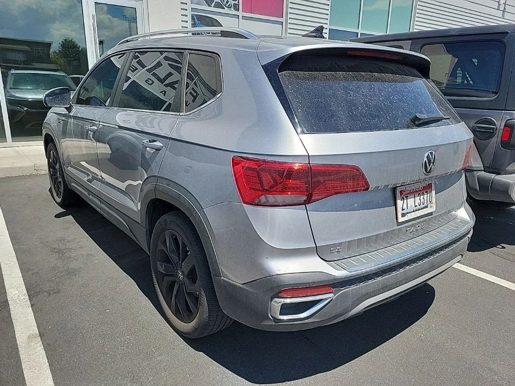 Used 2022 Silver Volkswagen 1.5T SE image 6