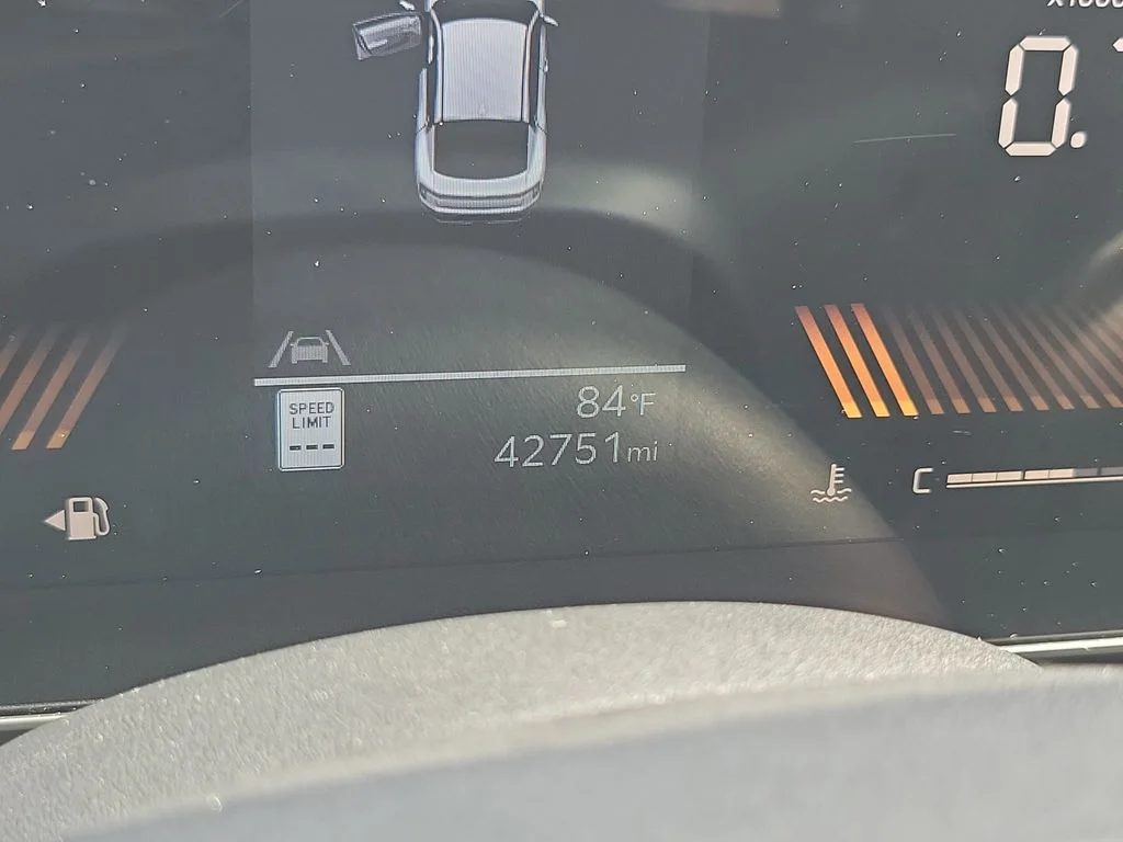 2025 Kia K4 LXS - Photo 27