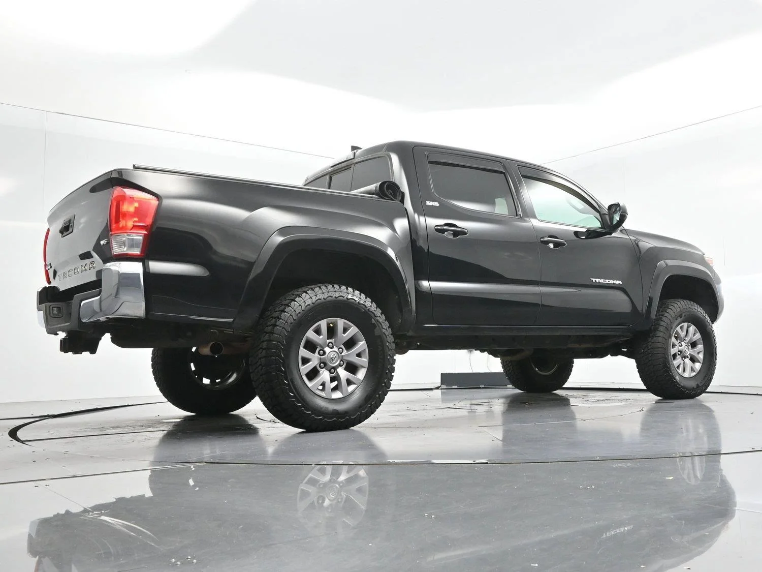 Used 2016 Black Toyota SR image 46
