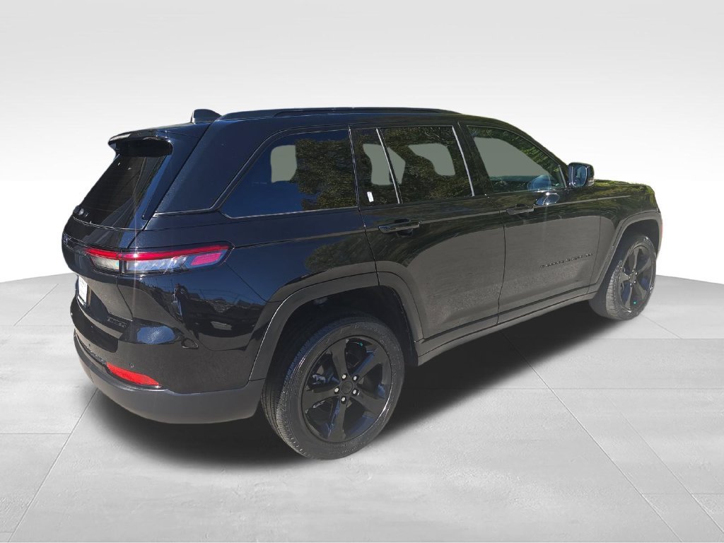 Used 2024 Black Jeep Limited image 6