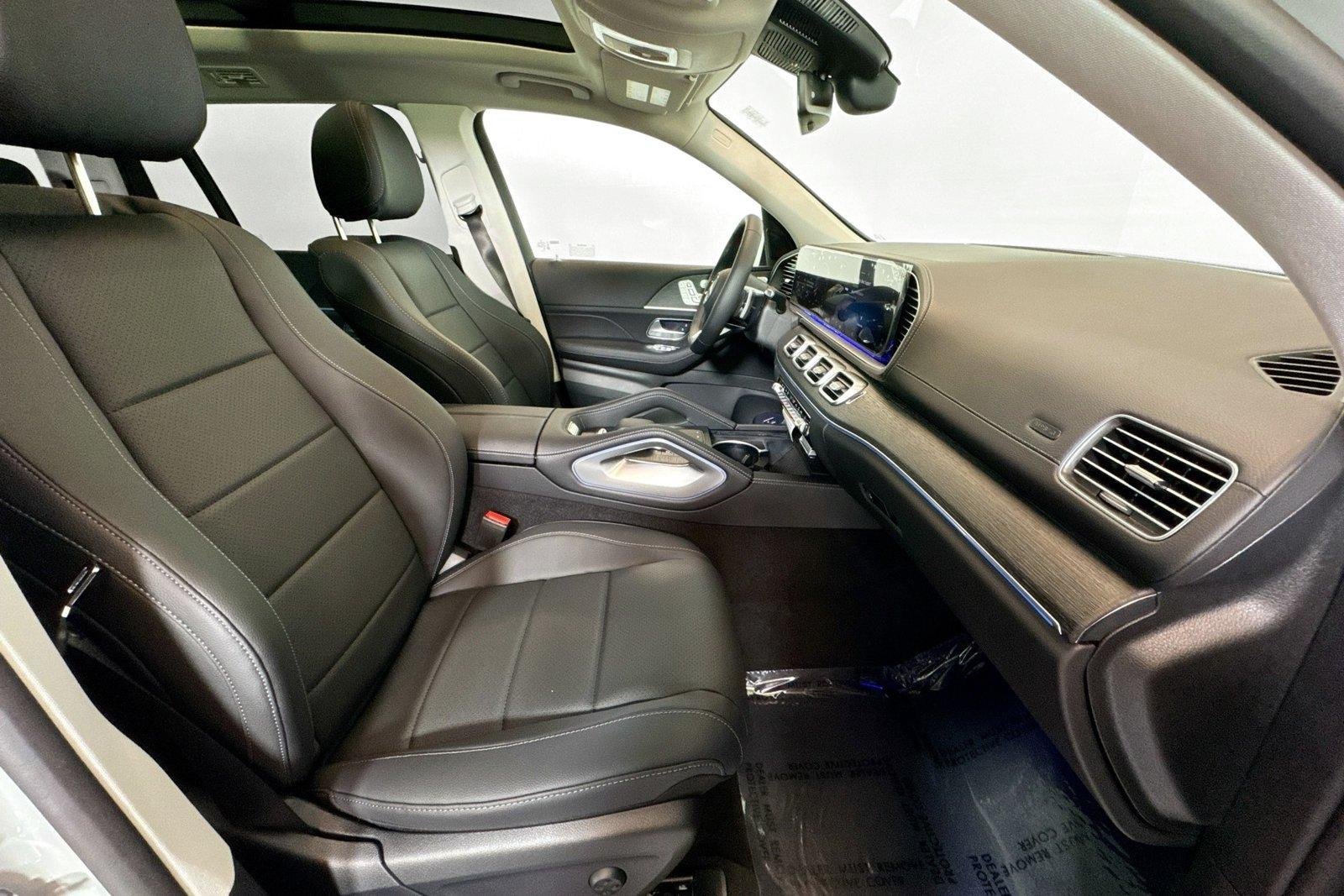 New 2026 Manufaktur Alpine Grey Mercedes-Benz GLS 450 image 26