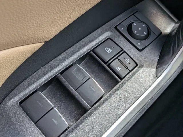 Used 2025 Beige Toyota XLE Premium image 22