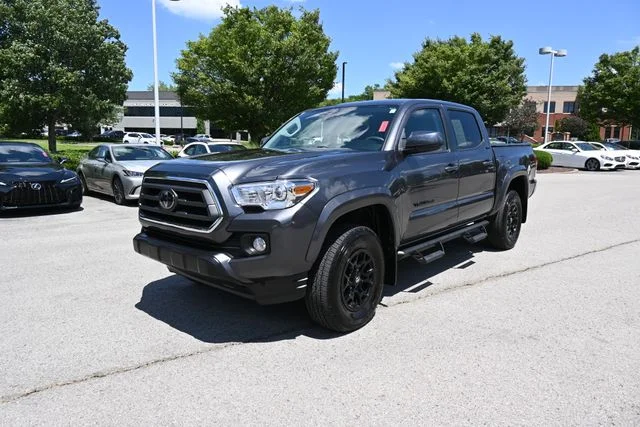 Used 2022 Gray Toyota SR5 image 9