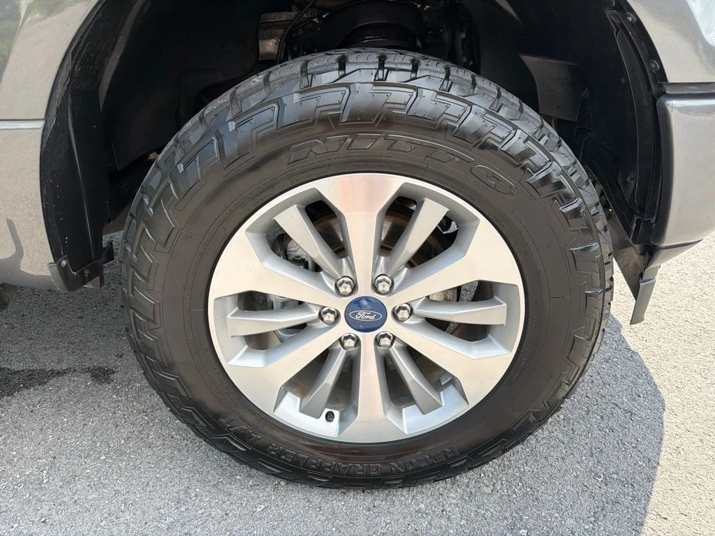 Used 2018 Gray Ford XL image 14