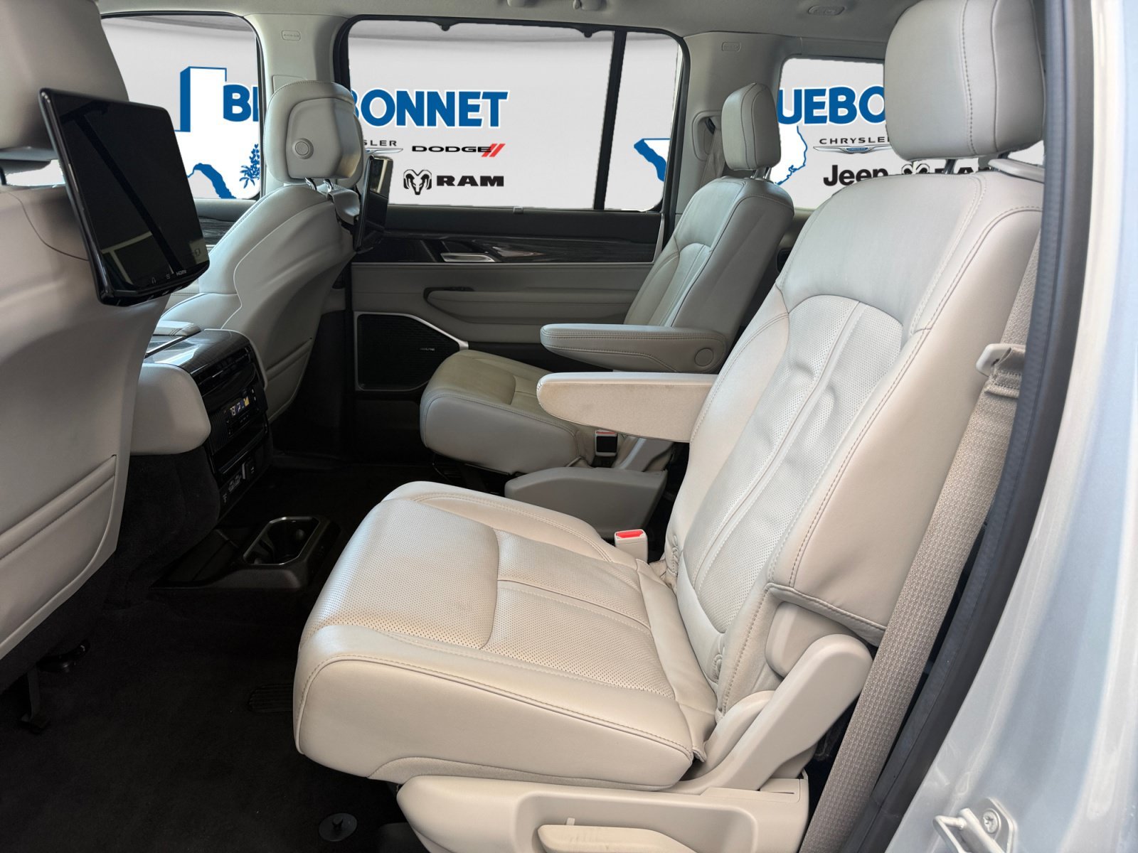 Used 2022 Silver Zynith Jeep Series II image 21
