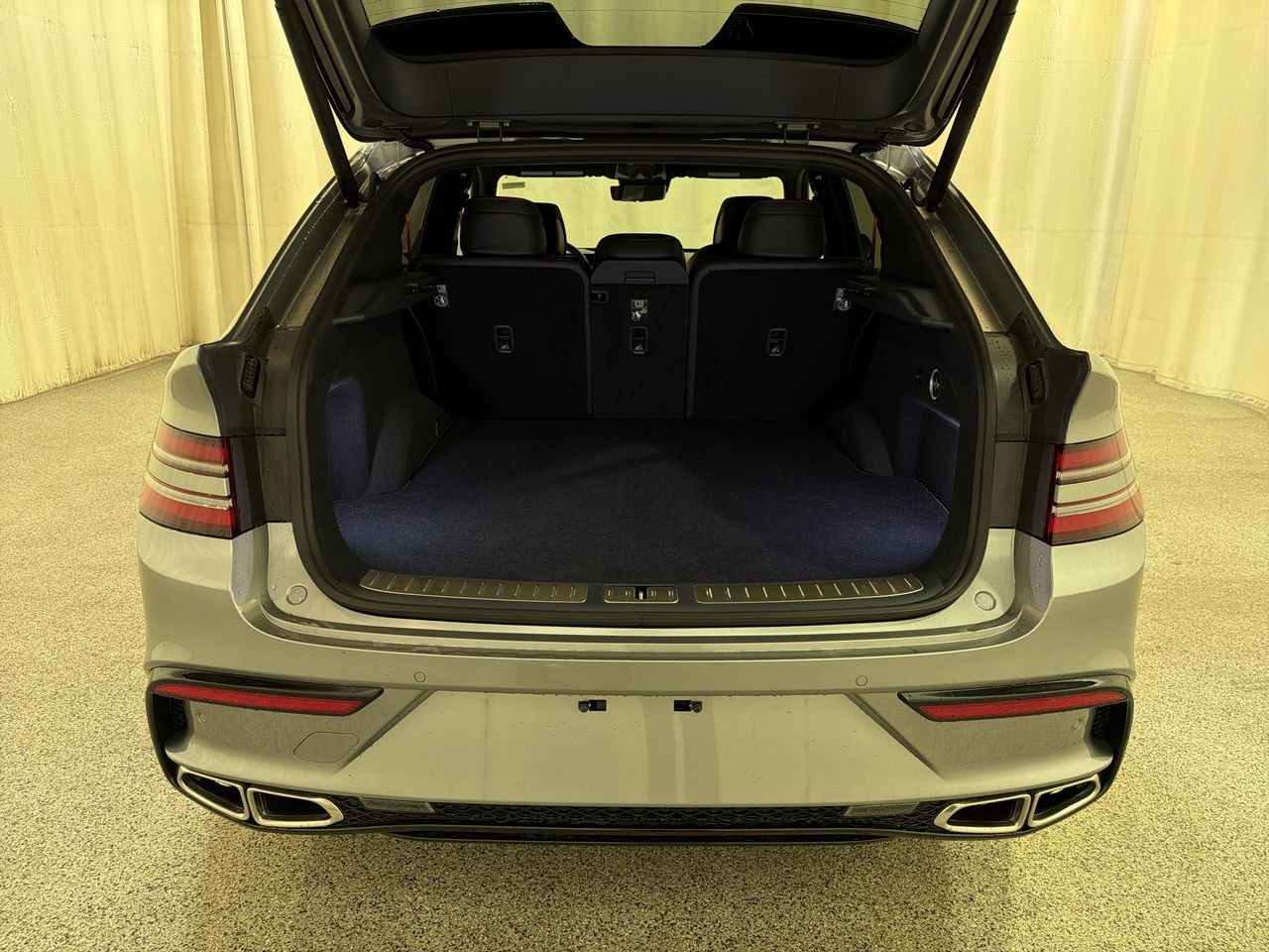 New 2026 Savile Silver Genesis 3.5T E-SC MHEV image 17