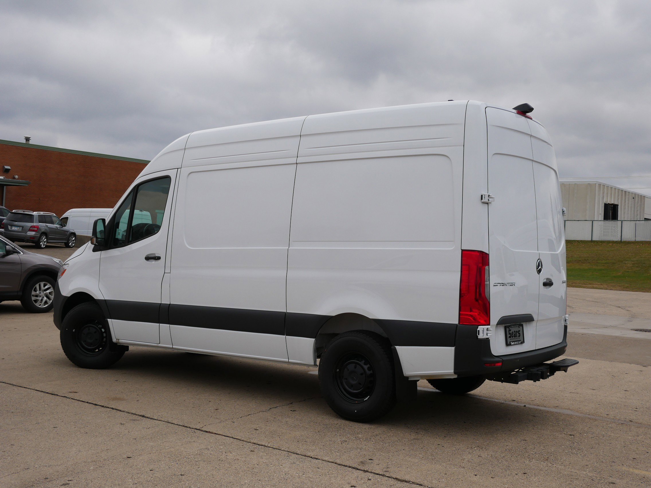 Vehicle Image 2