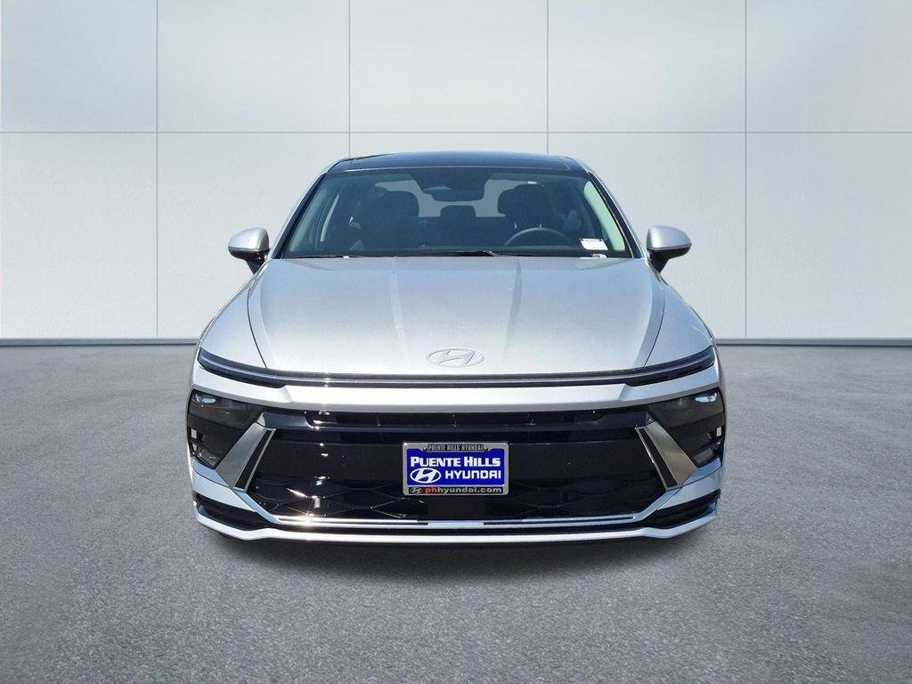 New 2026 Silver Hyundai SEL image 2
