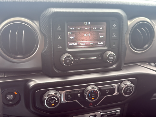 Used 2020 Silver Jeep Sport S image 14