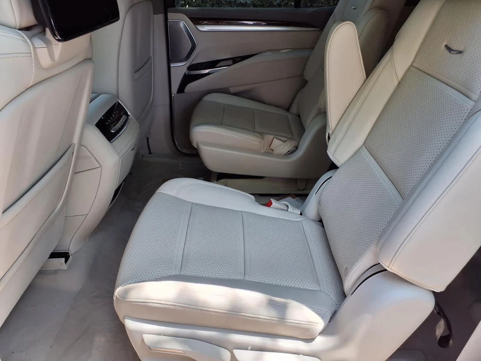 New 2026 Radiant Red Tintcoat Cadillac Platinum Sport image 13
