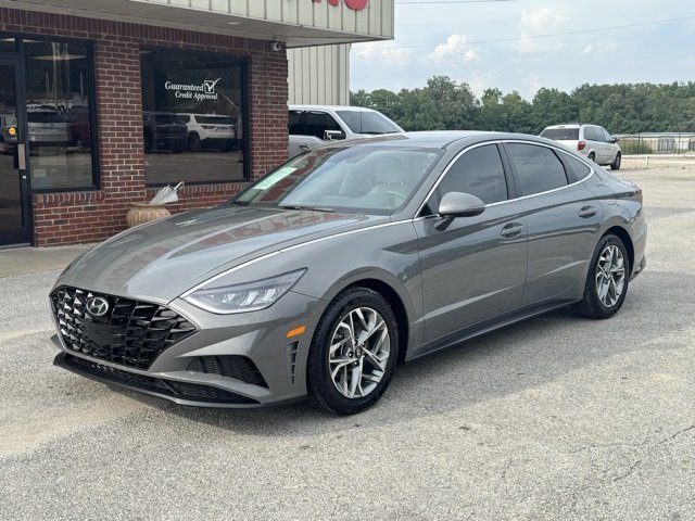 2022 Hyundai Sonata SEL photo 2