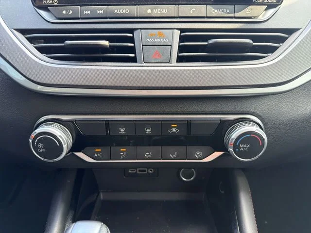 Used 2024 Gray Nissan 2.5 SR image 18