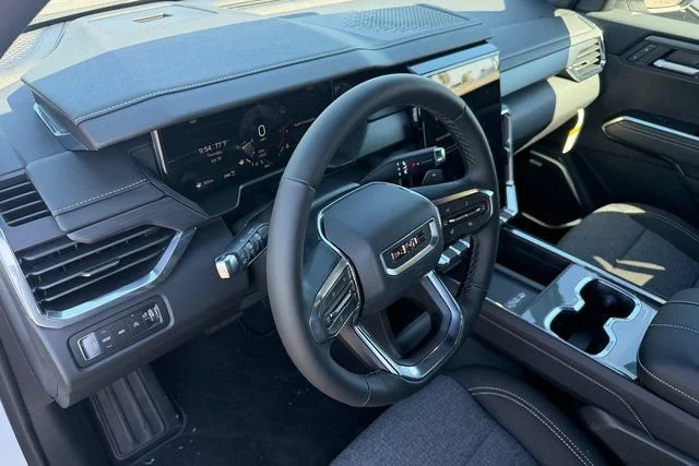 New 2026 Summit White GMC Elevation image 9