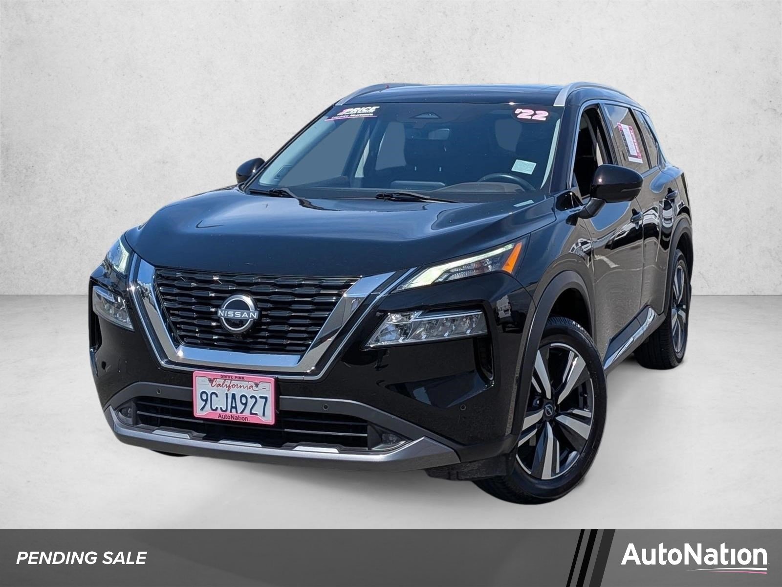 Used 2022 Super Black Nissan SL image 1