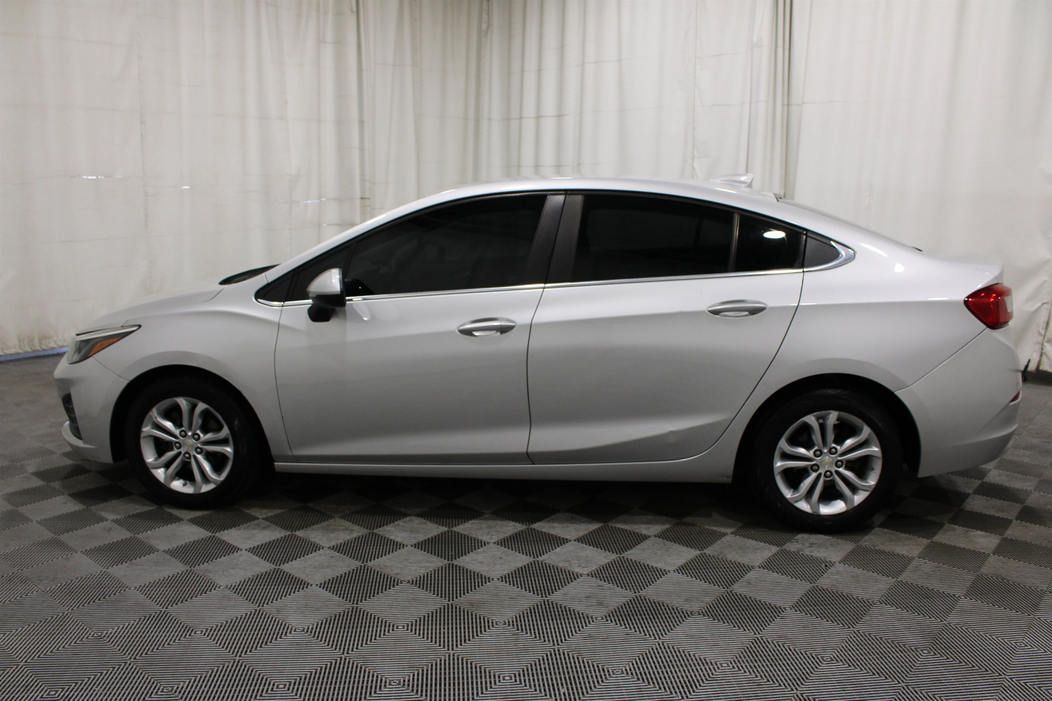 2019 Chevrolet Cruze LT - Photo 33