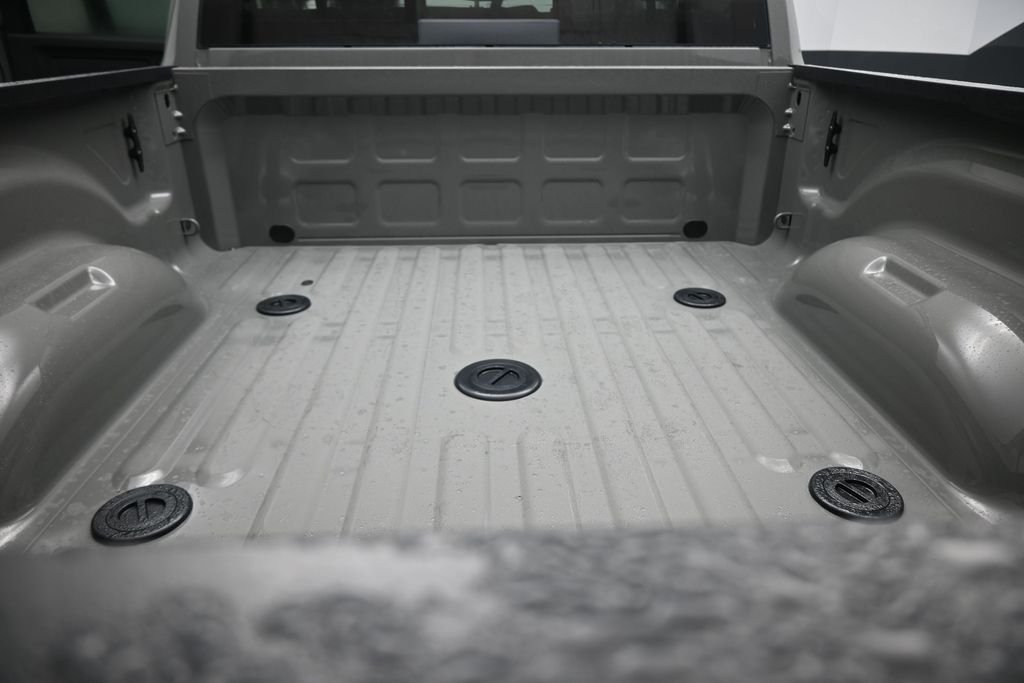 New 2026 Ceramic Gray Clear-Coat Exterior Paint RAM Tradesman image 12
