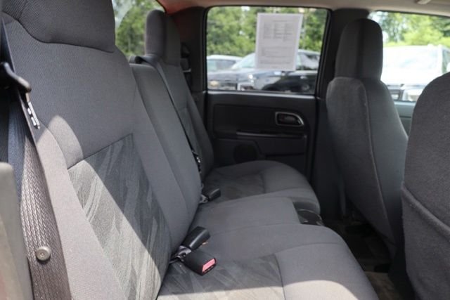 Used 2005 Red Chevrolet LS image 26