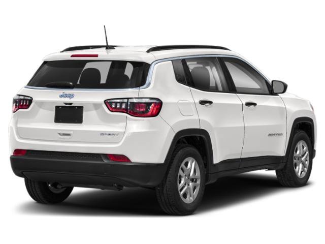 Used 2021 White Clearcoat Jeep Latitude image 2