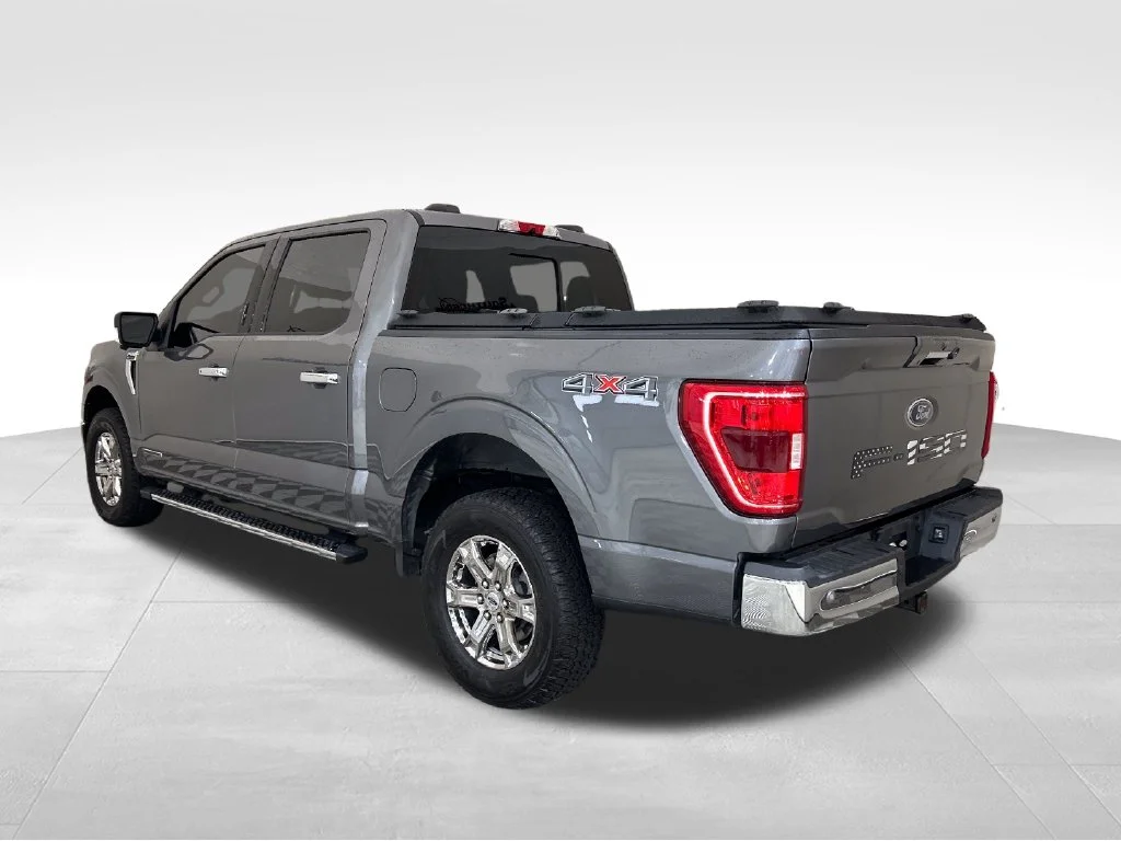 Used 2021 Gray Ford XLT image 3