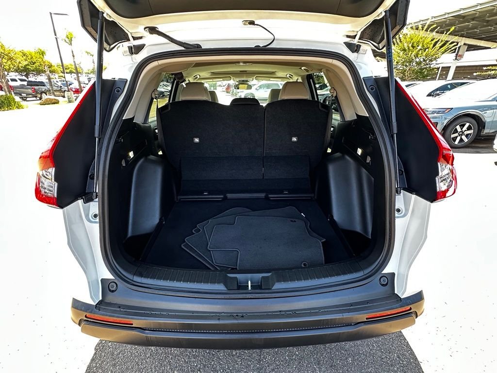Used 2025 White Honda EX image 8