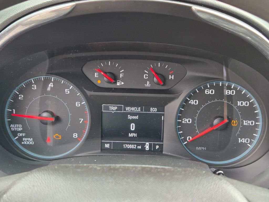 Used 2018 Silver Chevrolet LT image 23