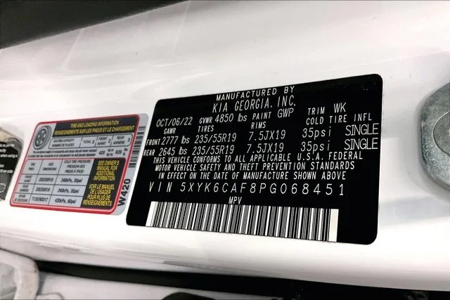 Used 2023 Glacial White Pearl Kia X-Line image 38
