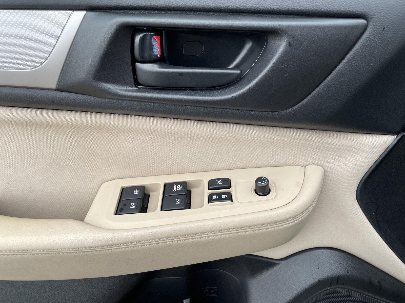 Used 2015 Tungsten Metallic Subaru 2.5i image 9