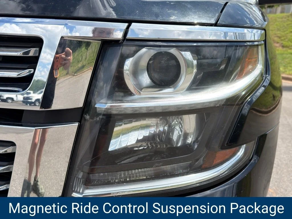 Certified Used 2019 BLACK Chevrolet Premier image 8
