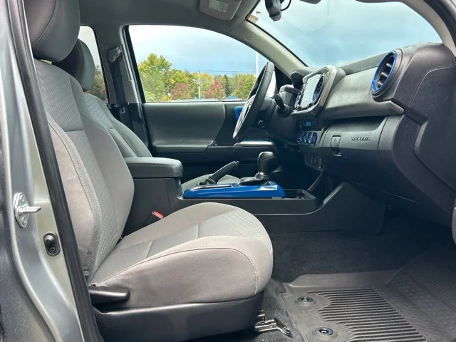 Used 2023 Silver Toyota SR5 image 24