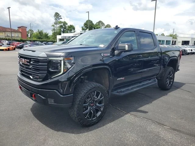 Used 2024 Onyx Black GMC AT4 image 2