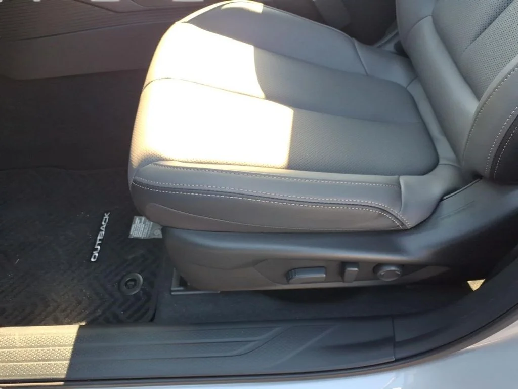 2026 Subaru Outback Limited XT - Photo 13