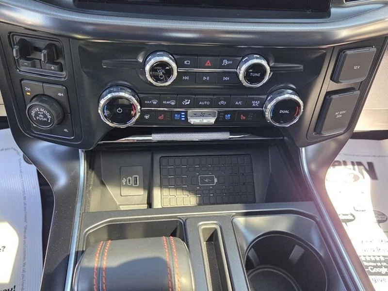 Used 2025 Green Ford Raptor image 13