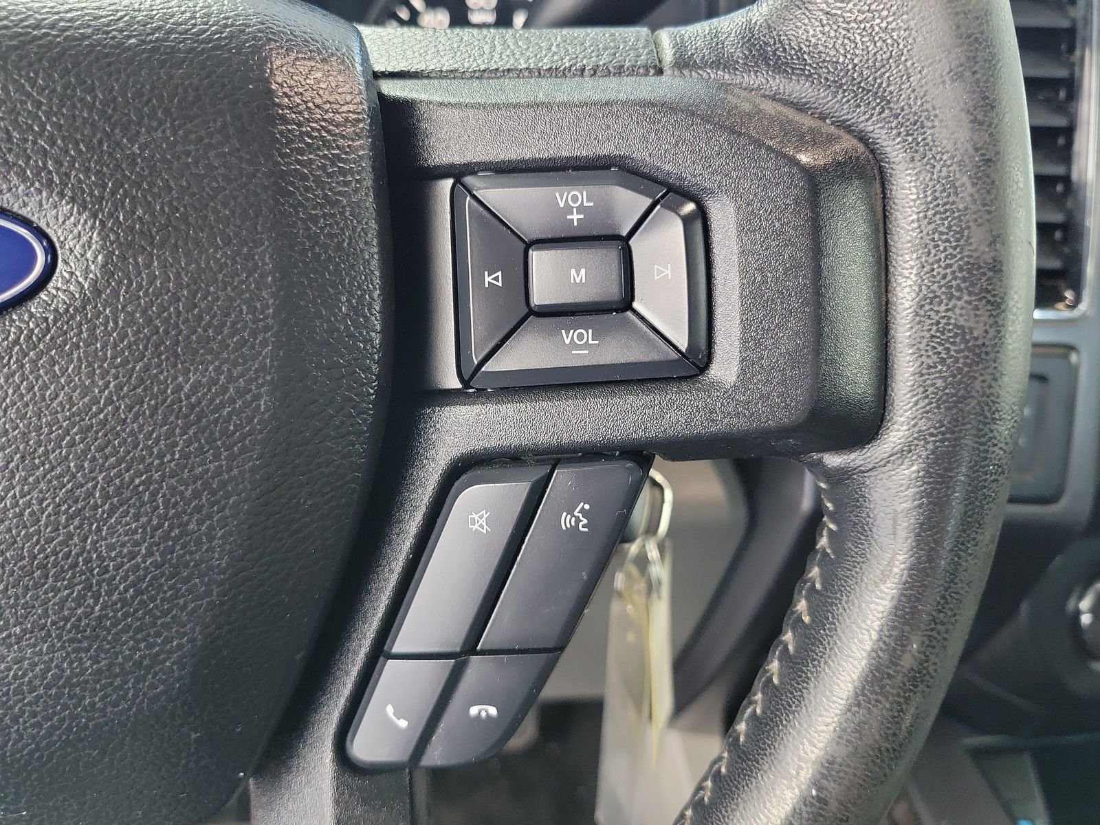Used 2018 Black Ford XLT image 19
