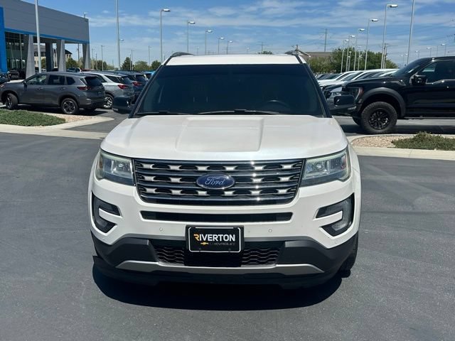 Used 2017 White Ford XLT image 29