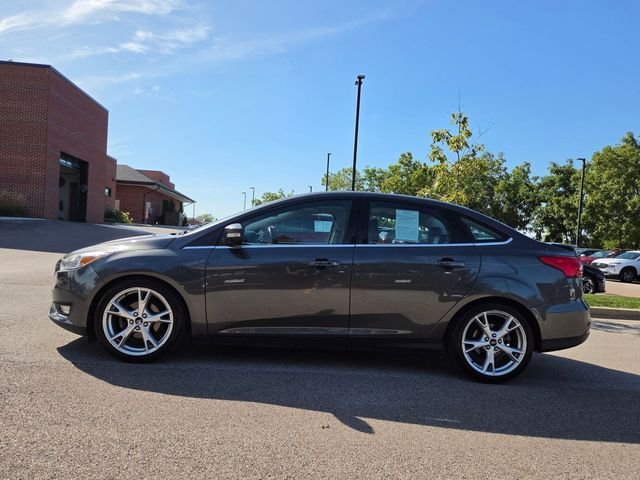 Used 2016 Gray Ford Titanium image 4
