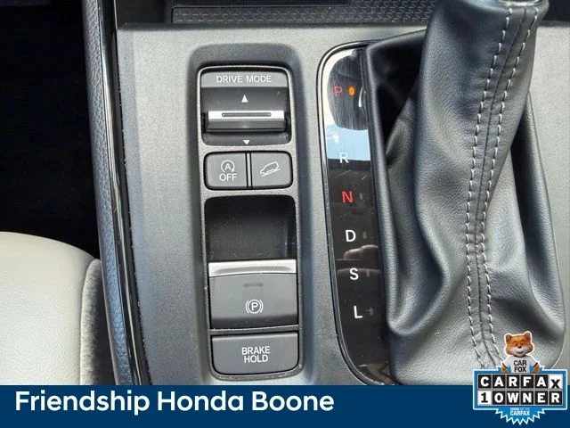 Used 2024 White Honda EX-L image 30