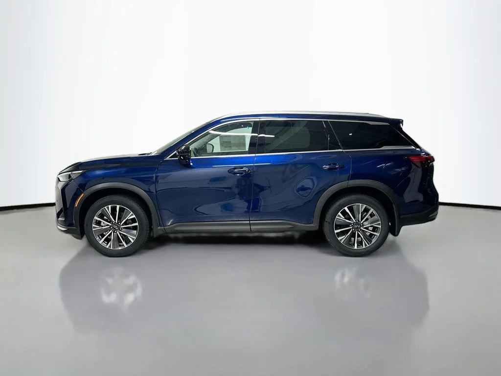 New 2027 GRAND BLUE INFINITI LUXE image 2