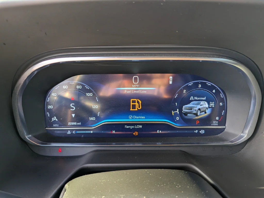 Used 2024 Black Chevrolet High Country image 34