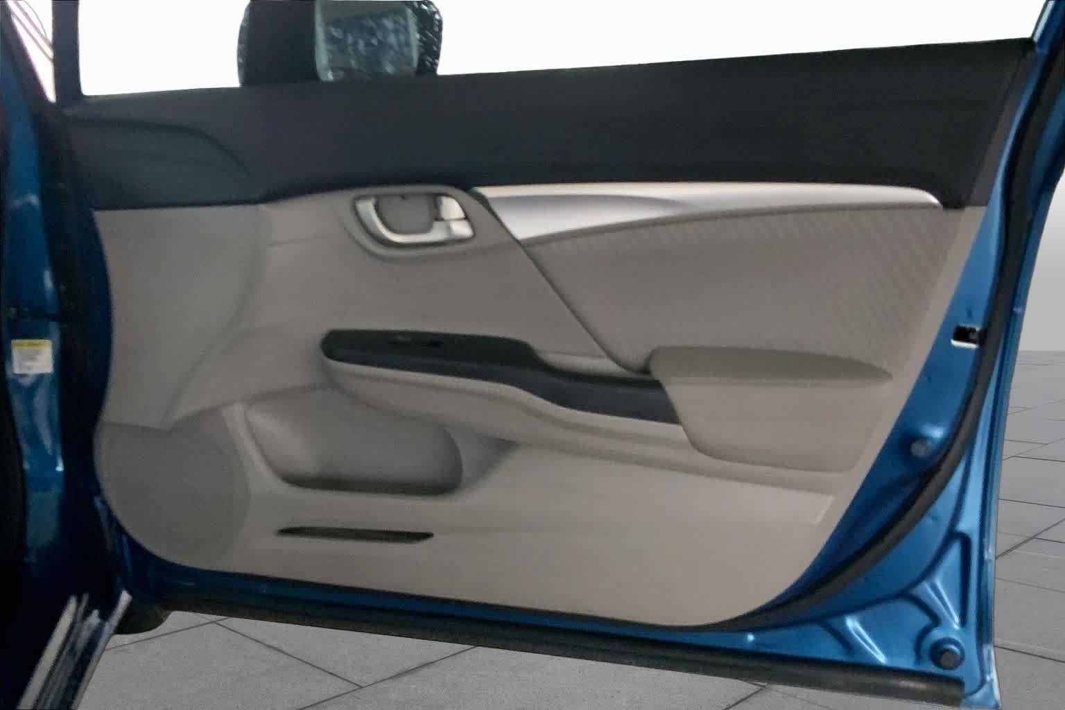 Used 2014 Dyno Blue Pearl Honda EX image 22