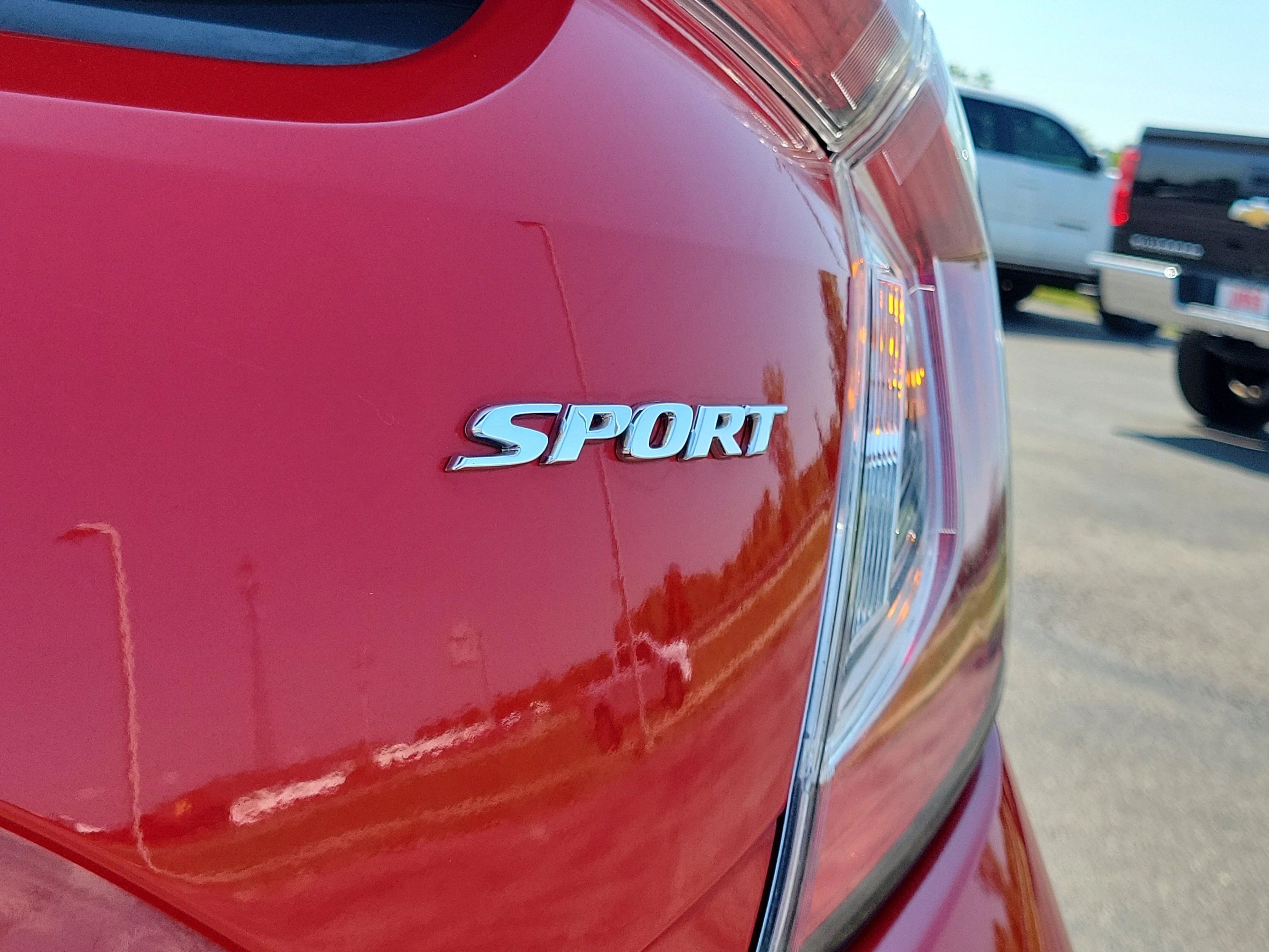 Used 2017 Rallye Red Honda Sport image 7
