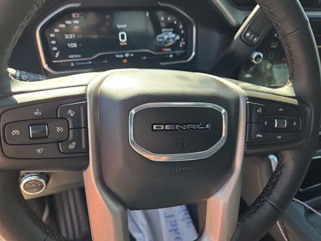 Used 2025 White GMC Denali image 10