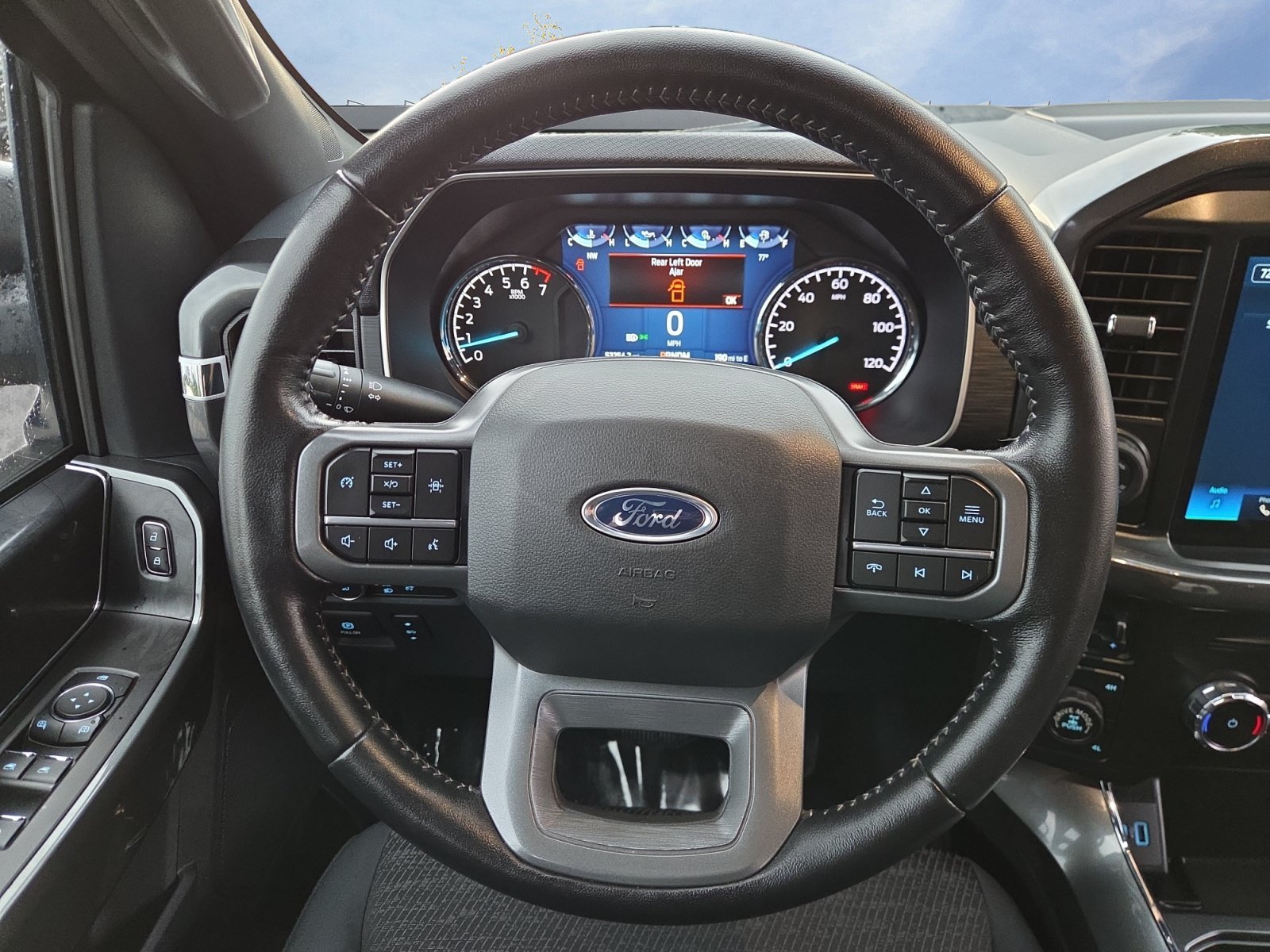 2022 Ford F-150 XLT - Photo 12