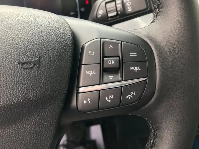 2025 Ford Maverick XLT - Photo 10